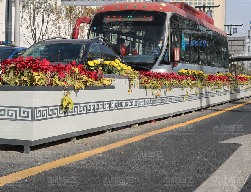 關于道路護欄花箱的問題，一次講清