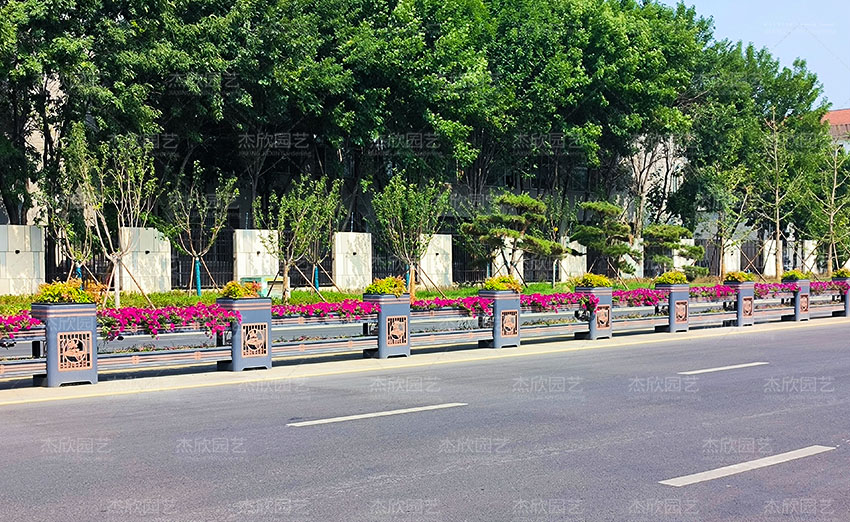 花箱在城市道路綠化中的作用有多少？